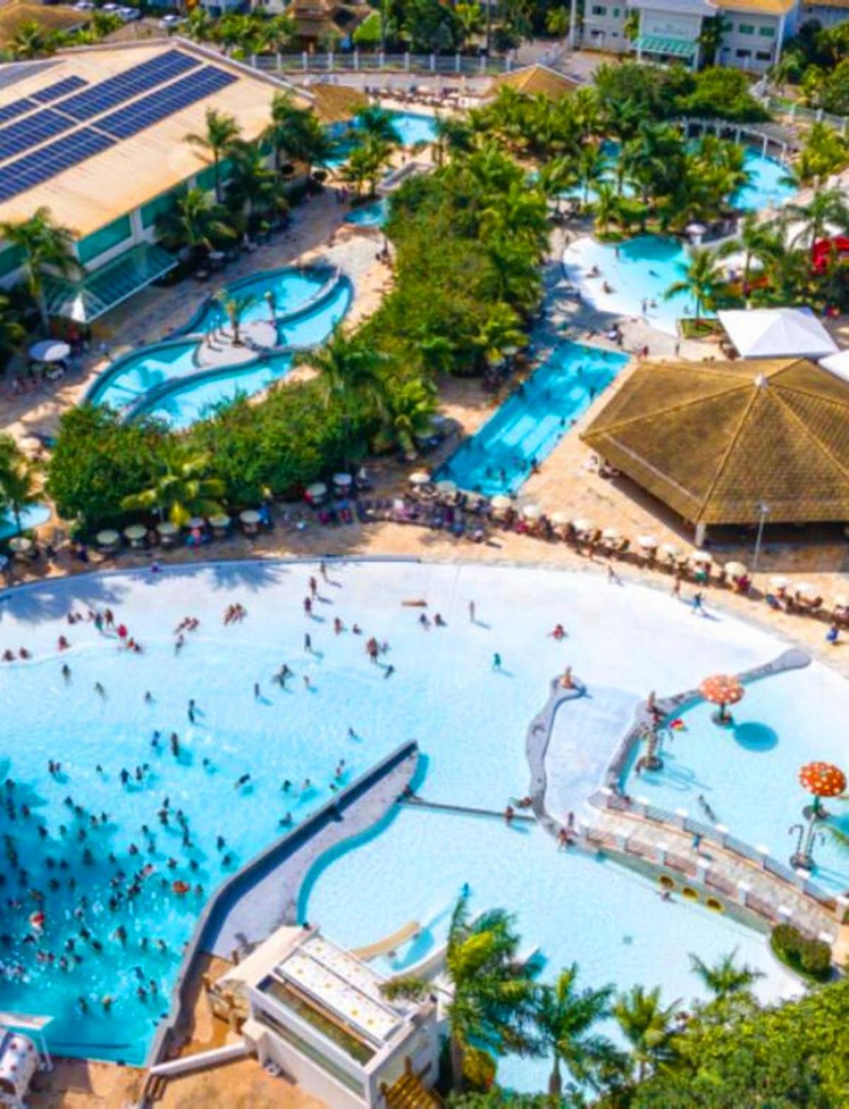 Apto Completo Com Parque Aquatico 24 Lacqua Diroma Apartamento